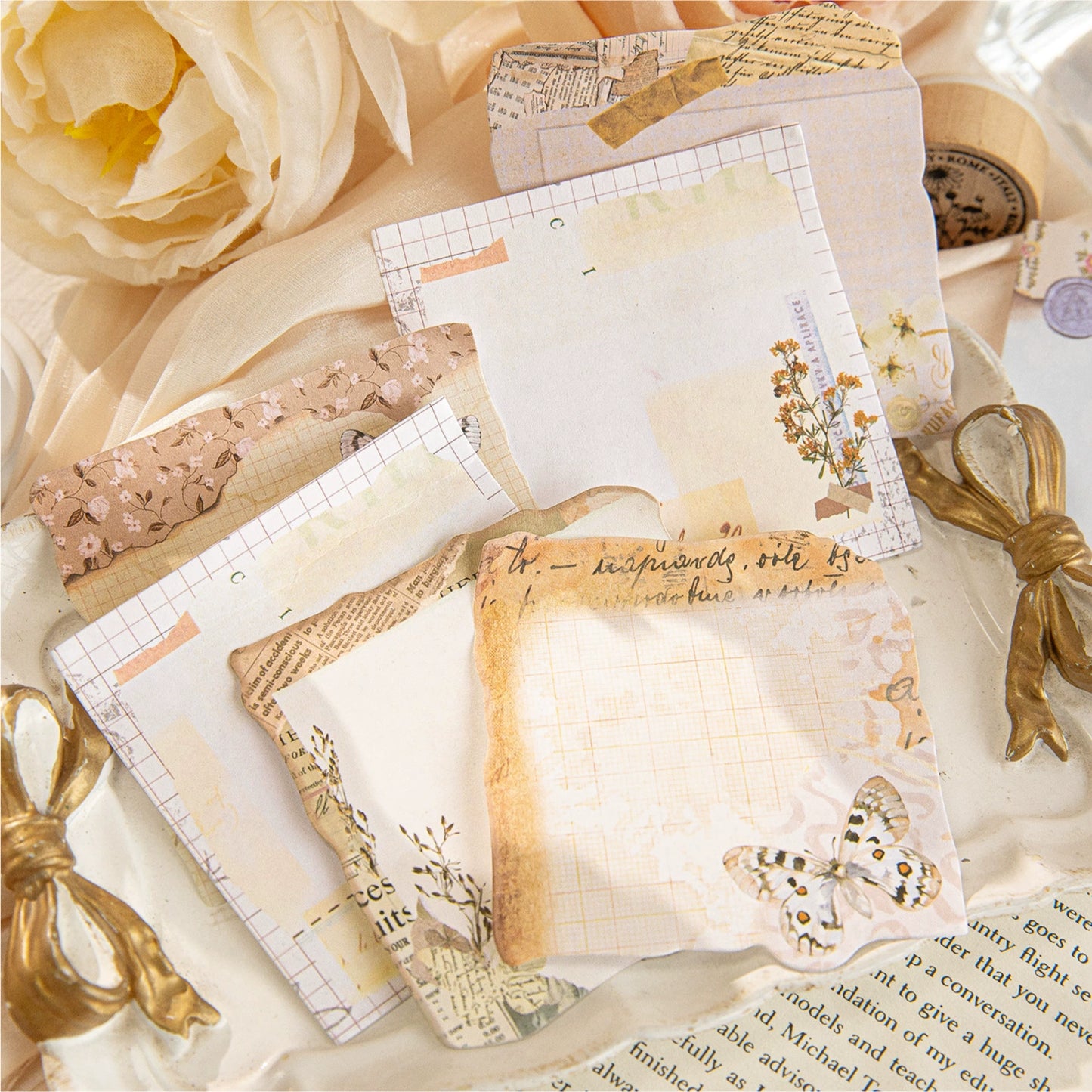 Vintage Charm - Retro-Inspired Sticky Note Memo Pad Collection