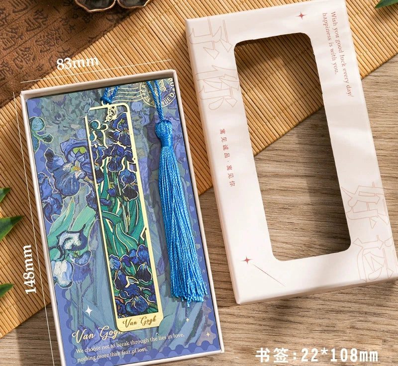 Exquisite Antique-Style Oil Painting Hollow Bookmark - Brass Souvenir Gift
