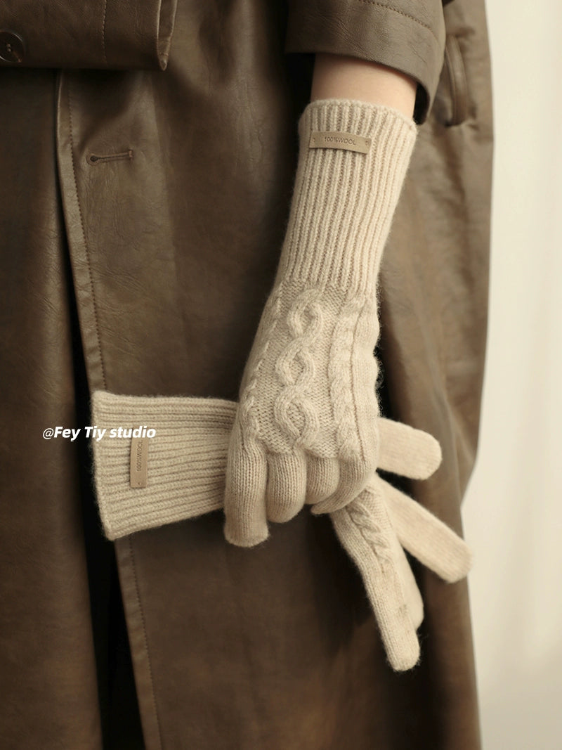 100% Australian Wool Retro Knitted Cable Gloves