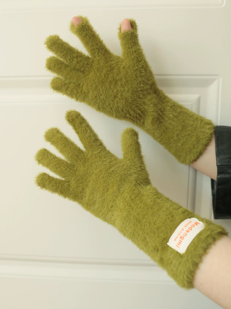 Soft and Fluffy Extended Touchscreen Gloves for Women