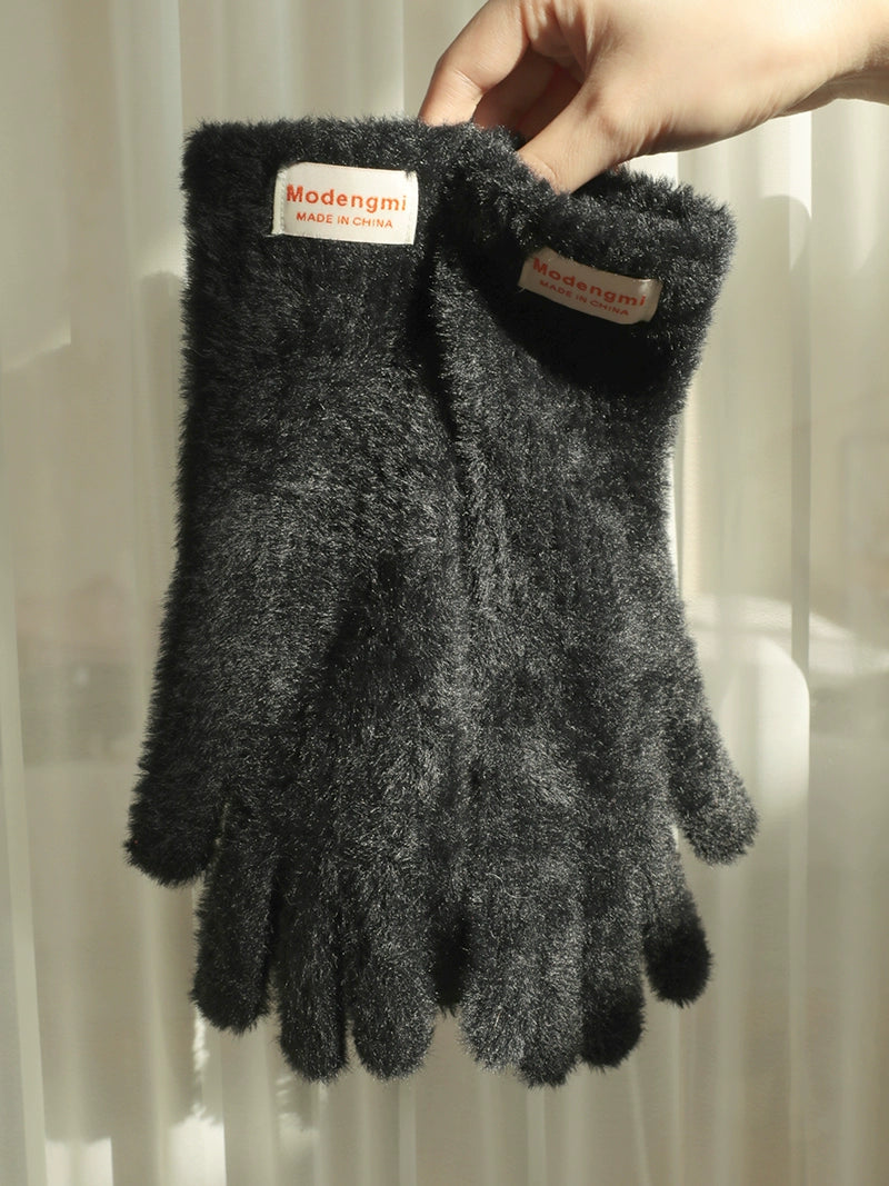 Soft and Fluffy Extended Touchscreen Gloves for Women