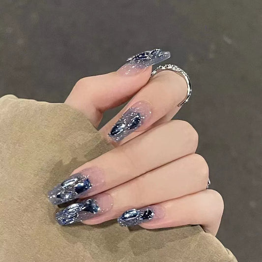 Ultra-Flashy Ice Blue Aurora Nail Art