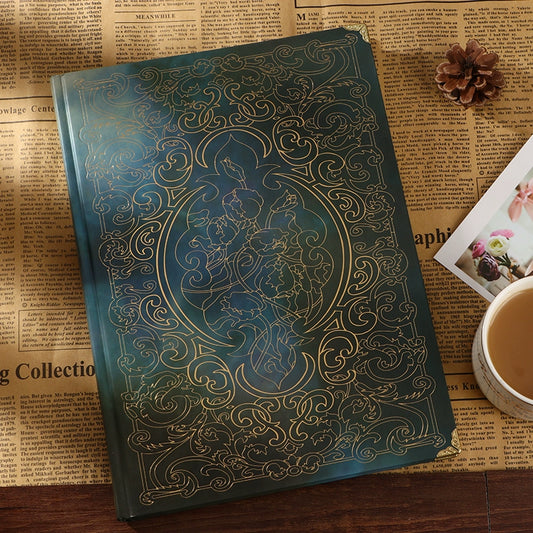 Vintage Muse' - A Captivating Notebook for the Literary Traveler